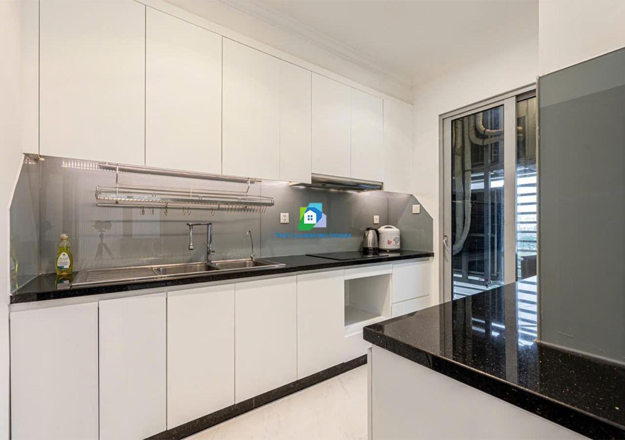 The Vinhomes - The Buildings Nearby Landmark 81 Apartment *