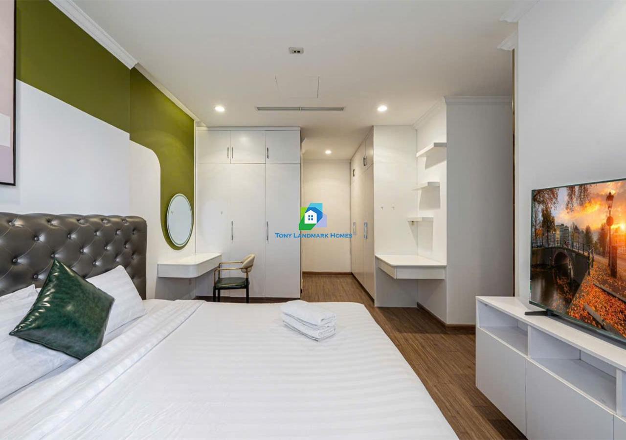 The Vinhomes - The Buildings Nearby Landmark 81 * Ho Chi Minh City