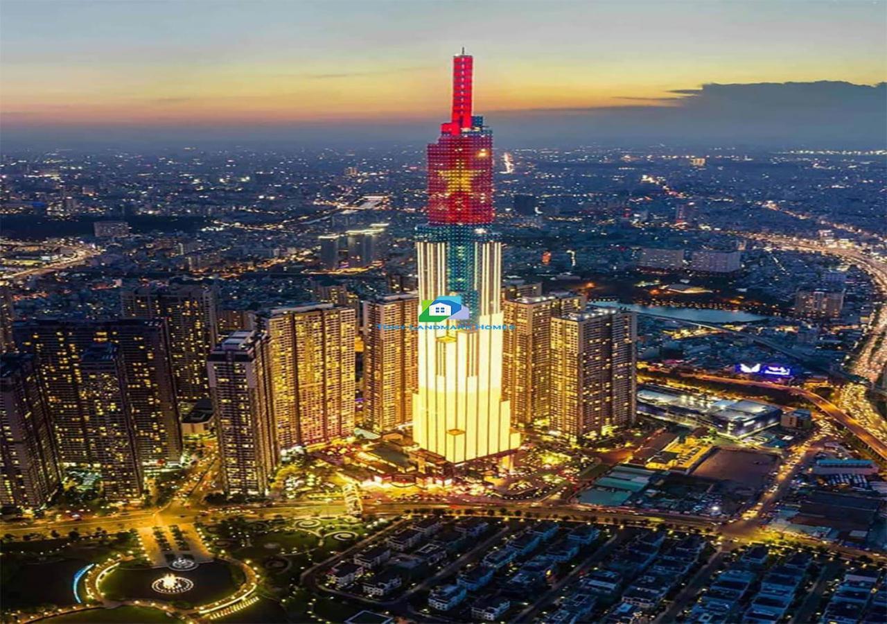 The Vinhomes - The Buildings Nearby Landmark 81 *