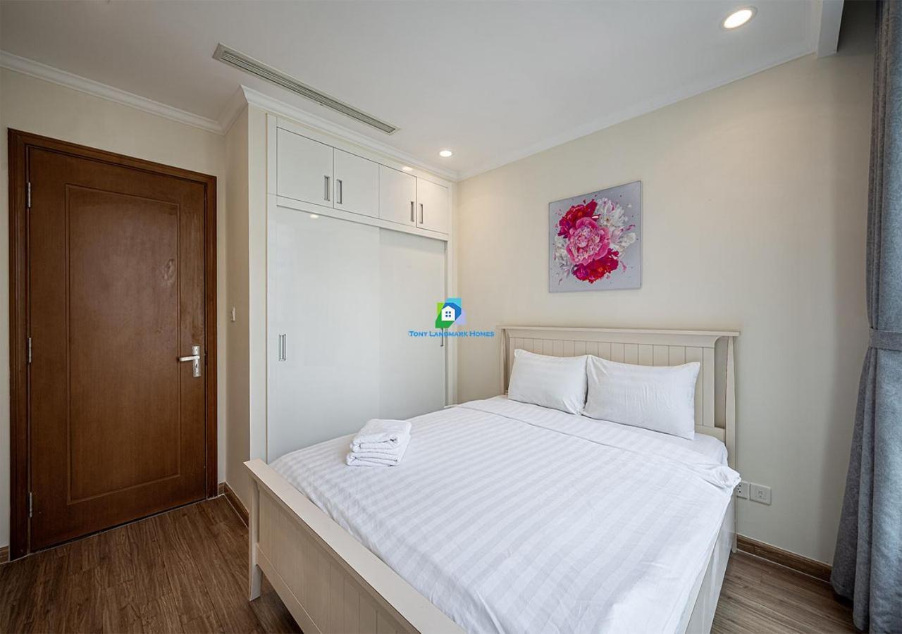 The Vinhomes - The Buildings Nearby Landmark 81 Căn hộ *