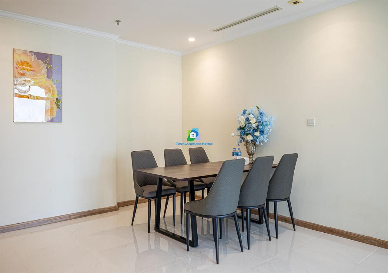 Căn hộ The Vinhomes - The Buildings Nearby Landmark 81