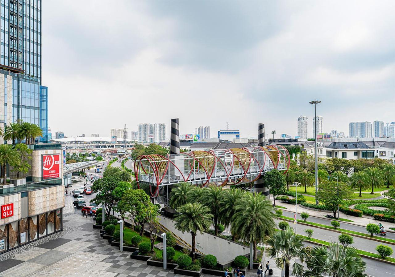 The Vinhomes - The Buildings Nearby Landmark 81 Căn hộ