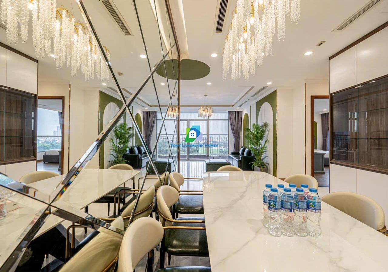 The Vinhomes - The Buildings Nearby Landmark 81