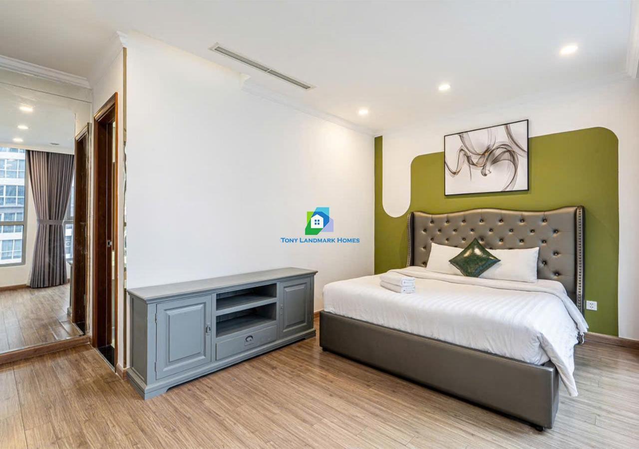 Căn hộ The Vinhomes - The Buildings Nearby Landmark 81 TP. Hồ Chí Minh