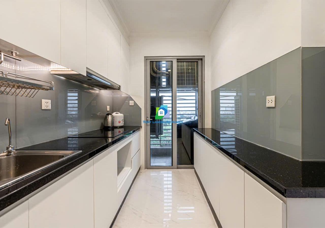 The Vinhomes - The Buildings Nearby Landmark 81 TP. Hồ Chí Minh
