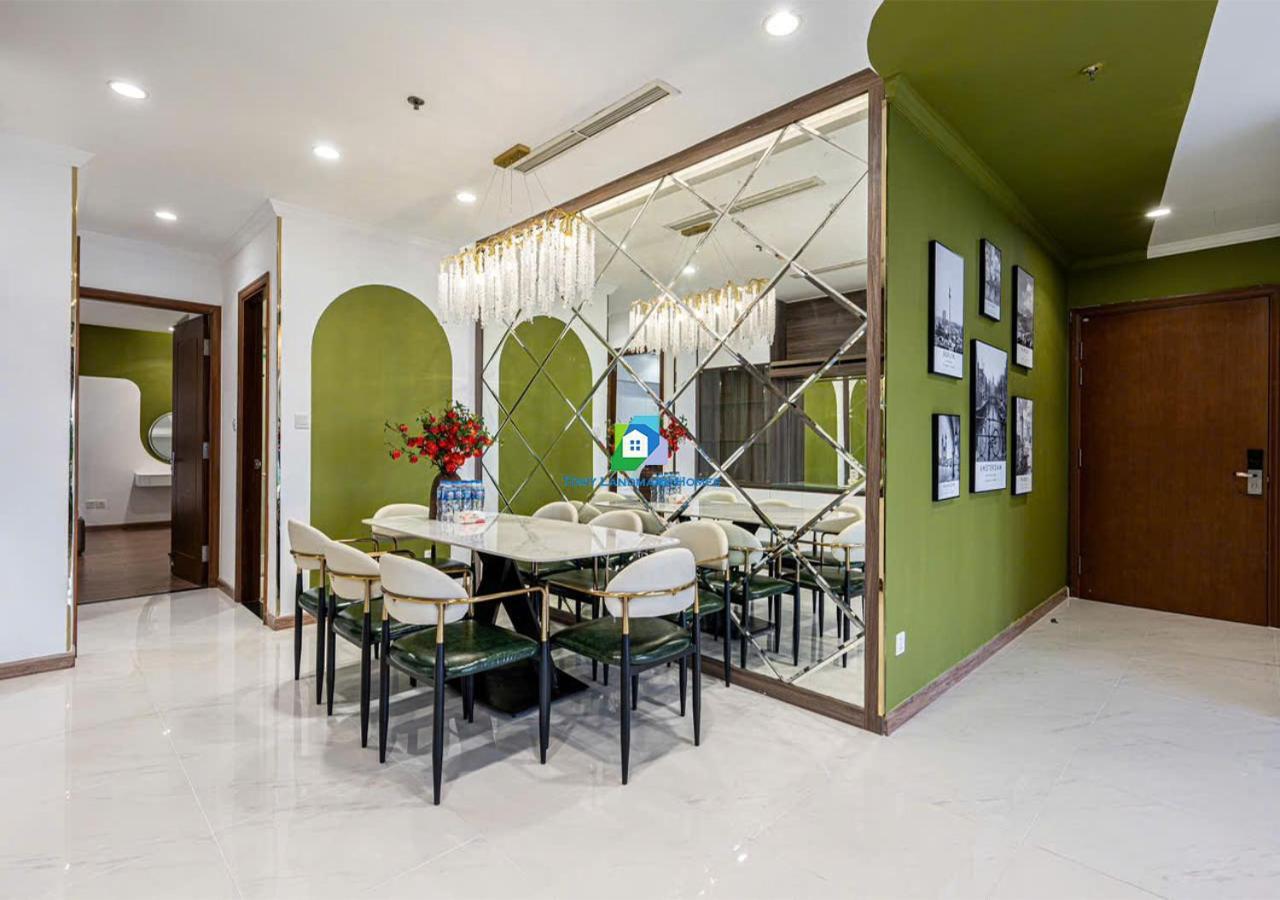 Căn hộ The Vinhomes - The Buildings Nearby Landmark 81 TP. Hồ Chí Minh