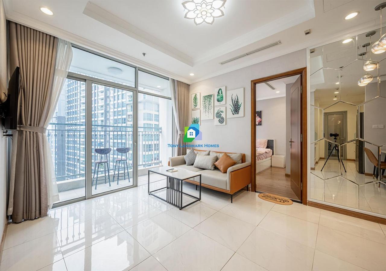 The Vinhomes - The Buildings Nearby Landmark 81 TP. Hồ Chí Minh
